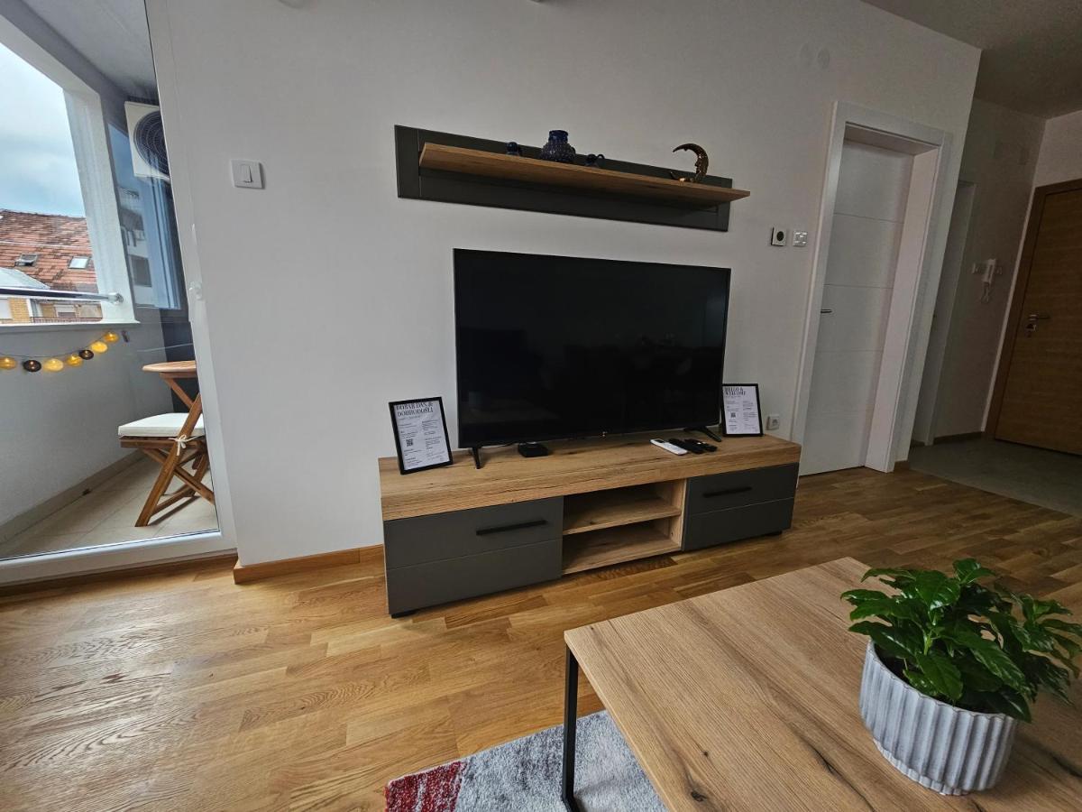 Sun&Moon Apartments Novi Sad Ngoại thất bức ảnh