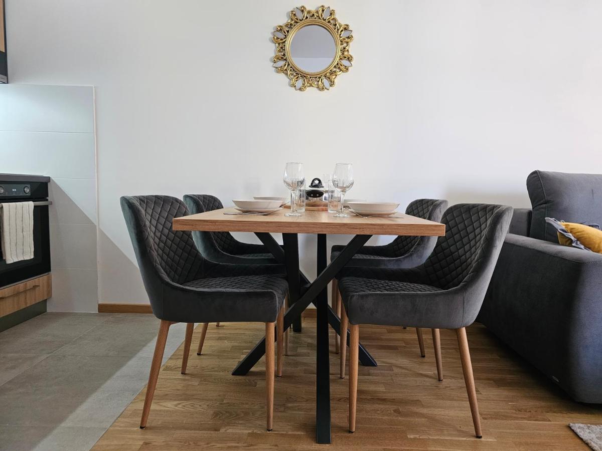 Sun&Moon Apartments Novi Sad Ngoại thất bức ảnh